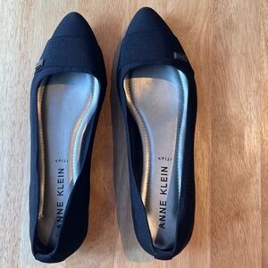 Anne Klein Oleesa Flat - Black - Size 8 1/2 M